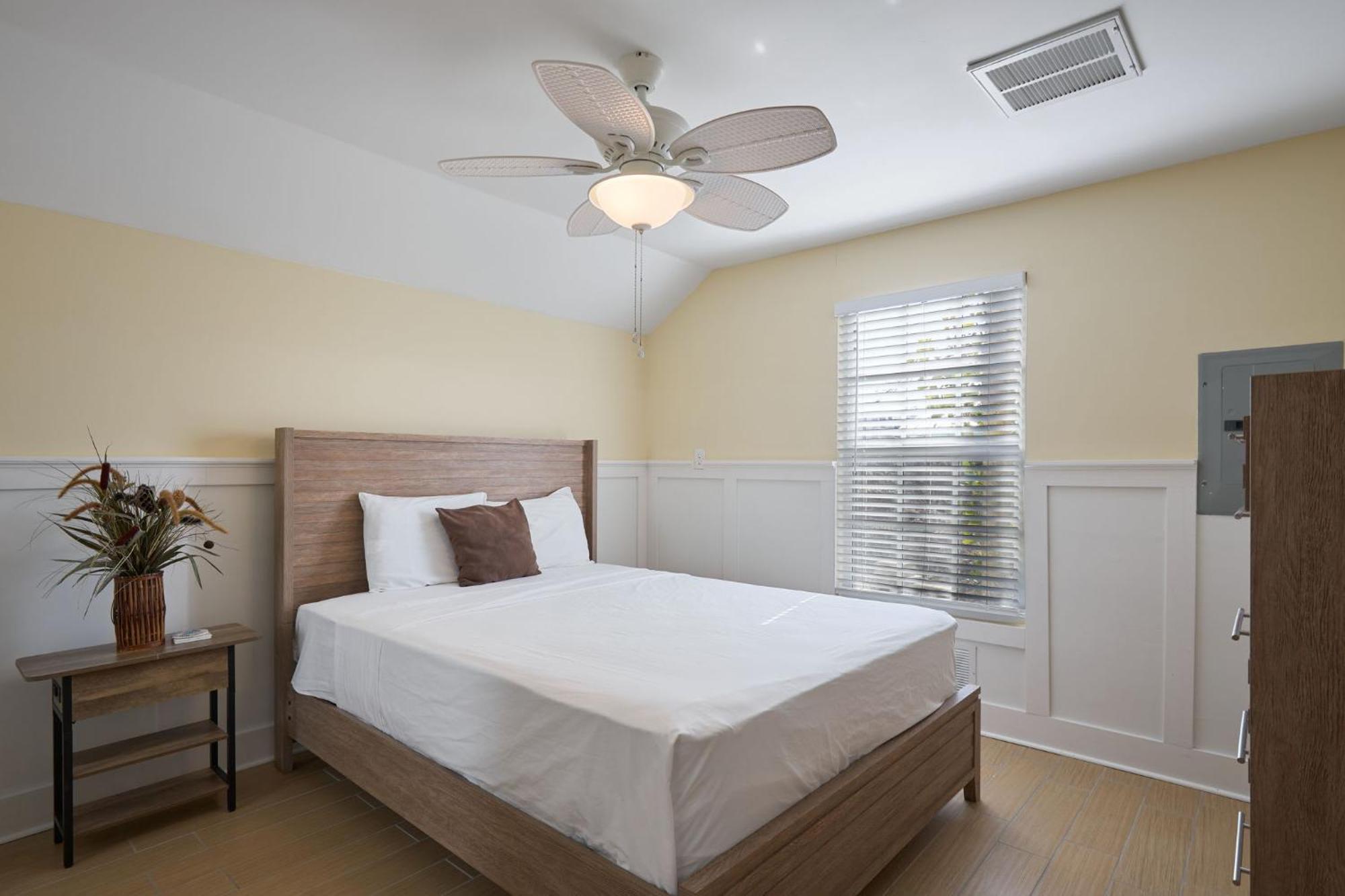 Gorgeous Apartment On Mango St Steps To Beach Fort Myers Beach Exterior foto